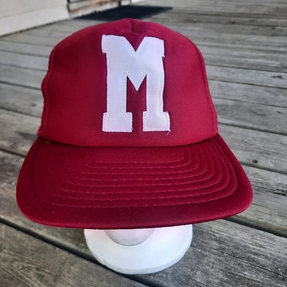 Vintage M white patch maroon snapback trucker hat - Picture 3 of 10